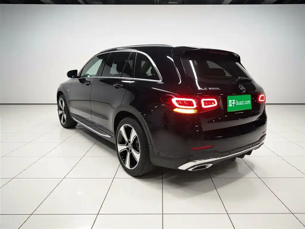 Mercedes-Benz GLC 2022 Facelift GLC 300 L 4MATIC Dynamic Collector's Edition фото 24