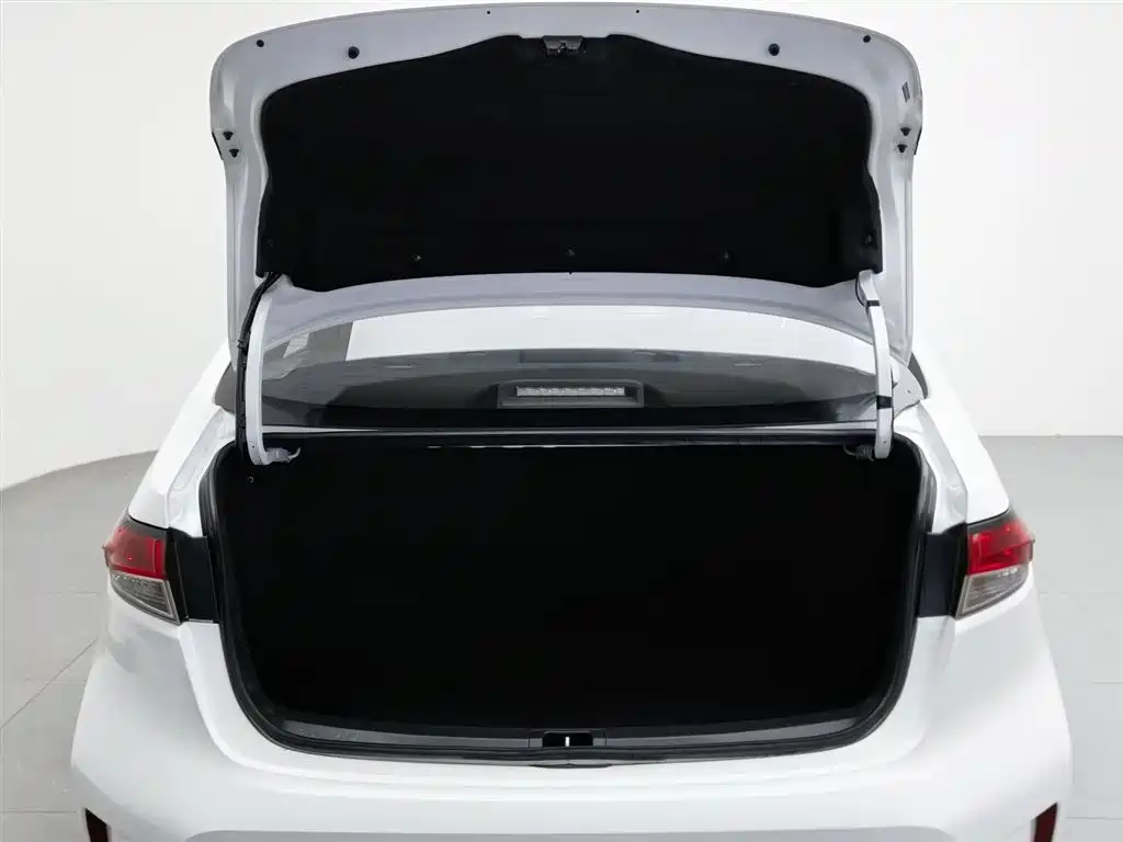 Toyota Levin 2022 TNGA 1.5L CVT Leading Edition фото 16
