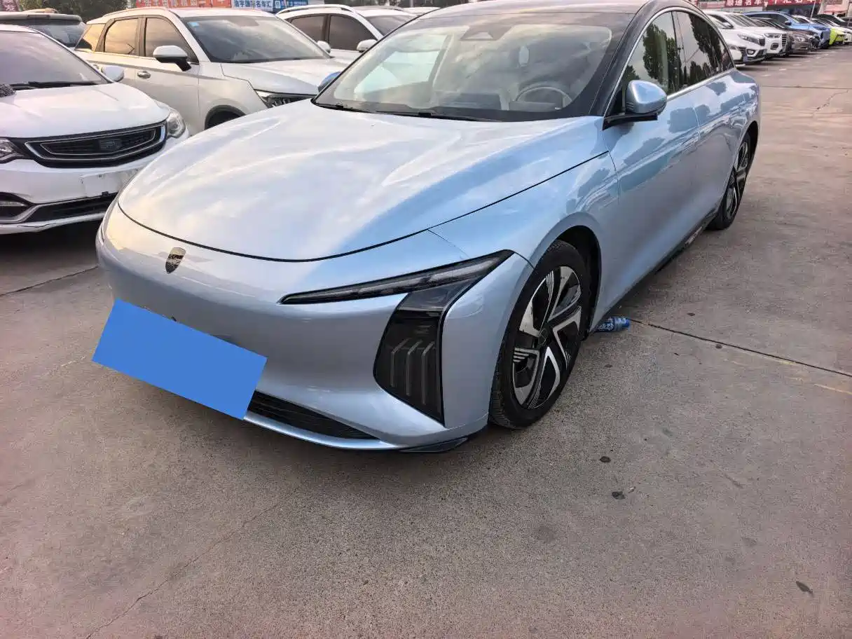 Фото 1 - Dongfeng Fengxing Stellar S7