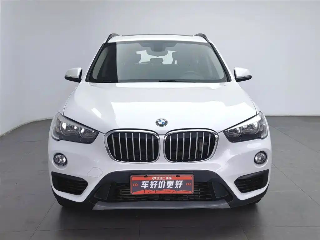 BMW X1 2018 sDrive18Li Fashion Model фото 3
