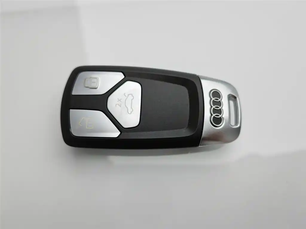 Audi A4L 2024 40 TFSI Luxury Dynamic фото 19