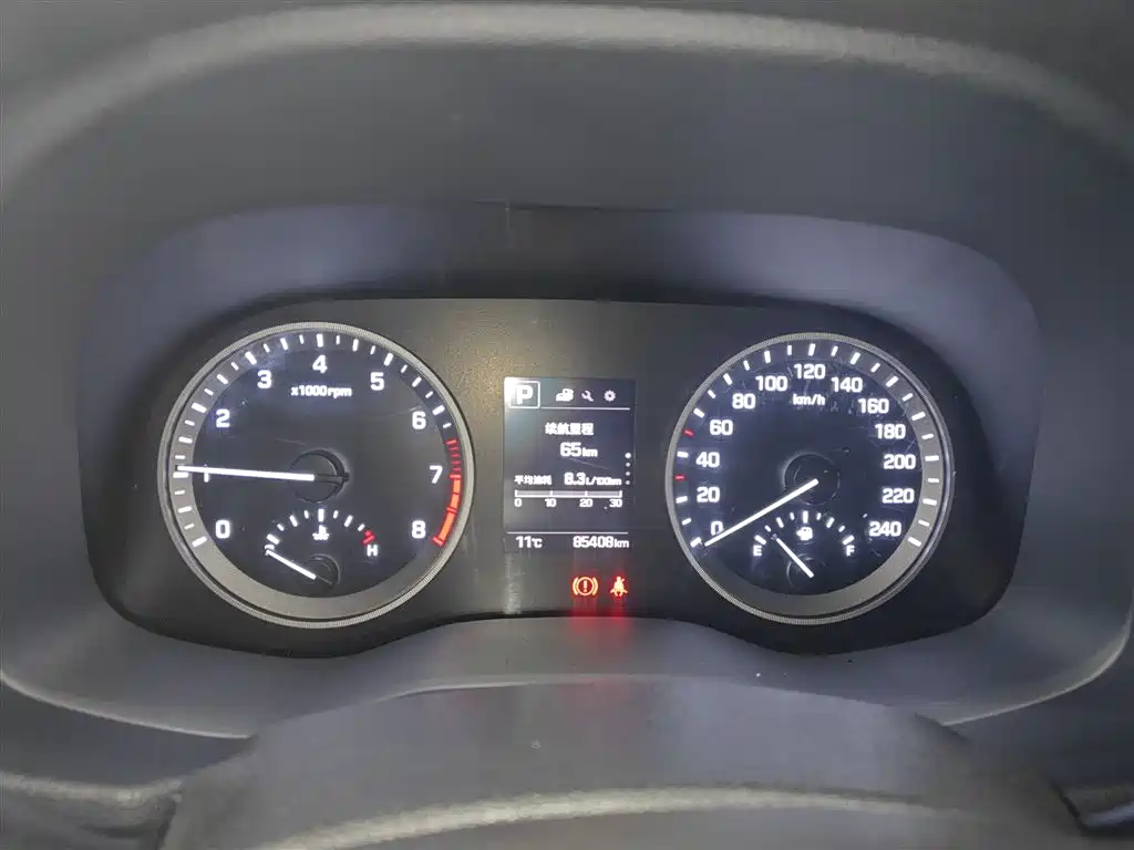 Hyundai Tucson 2018 1.6T DCT 2WD 15th Anniversary Special Edition фото 8