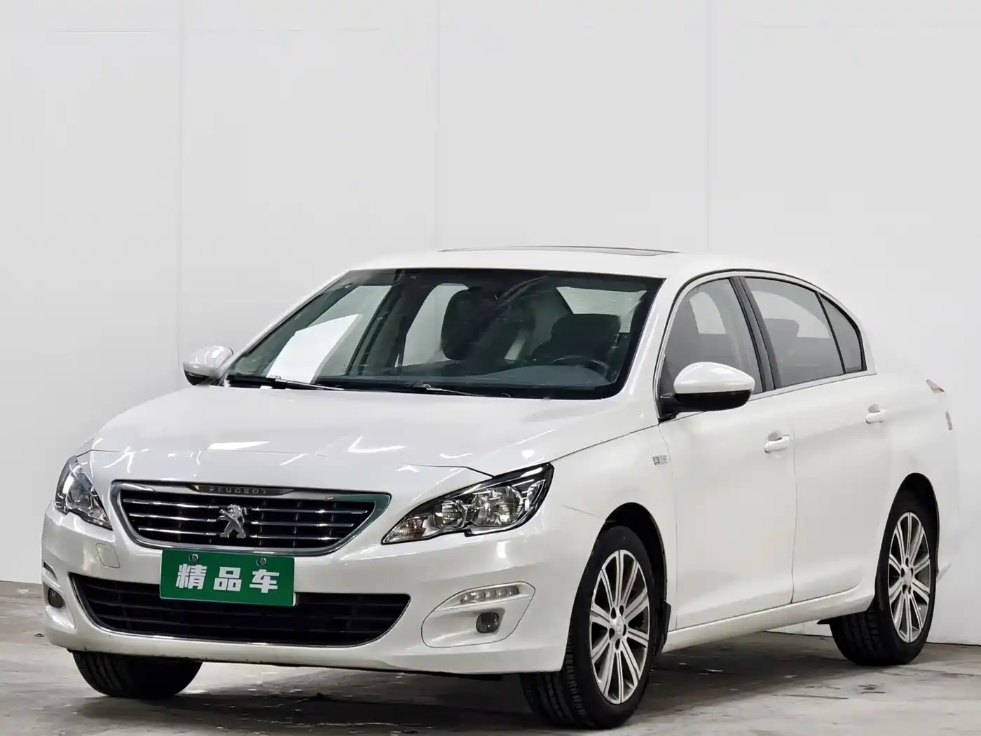 Peugeot 408 2016 1.6T Automatic Luxury Edition