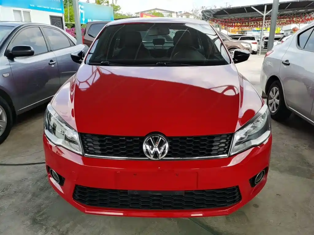 Volkswagen Jetta 2015 1.4TSI Auto Sport фото 3