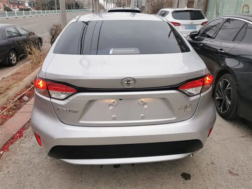 Toyota Levin 2021 185T CVT Luxury Edition фото 4