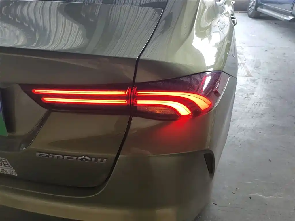GAC Trumpchi Trumpchi Emkoo 2021 270T DCT J15 Edition фото 8