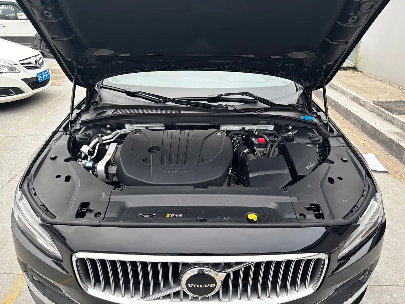 Volvo S90 2021 Model B5 Inscription Luxury Edition фото 17