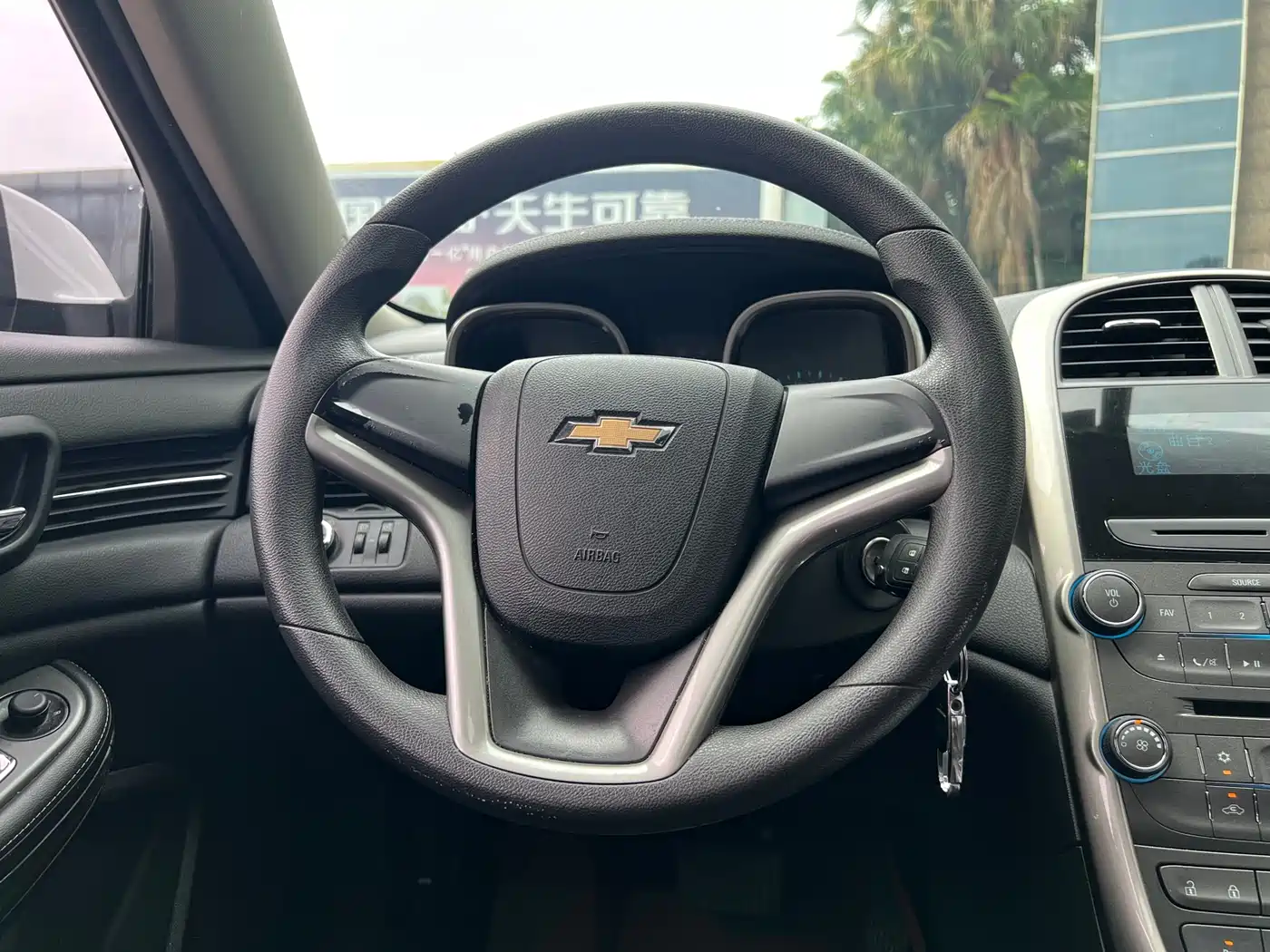 Chevrolet Malibu 2014 1.6T Automatic Comfort фото 14