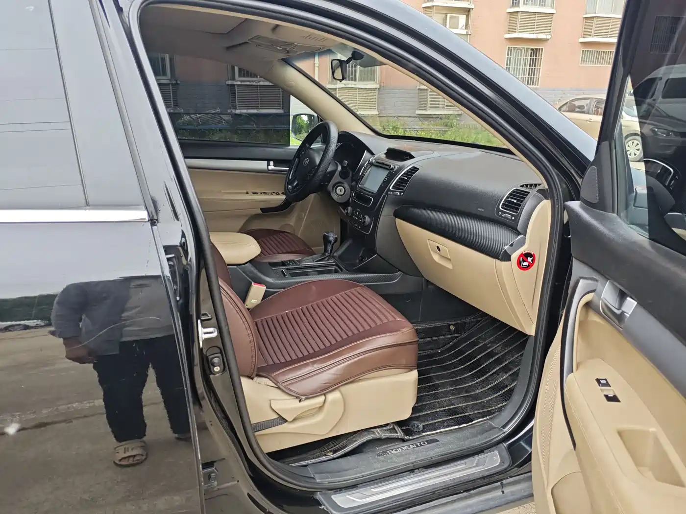 Kia Sorento 2013 2.4L 5-seat Gasoline Comfort Edition фото 6