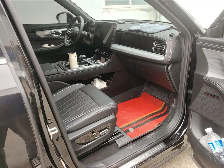 GAC Trumpchi Trumpchi GS8 2025 Pilot Series 2.0TGDI 2WD Luxury Edition 5-seater фото 8