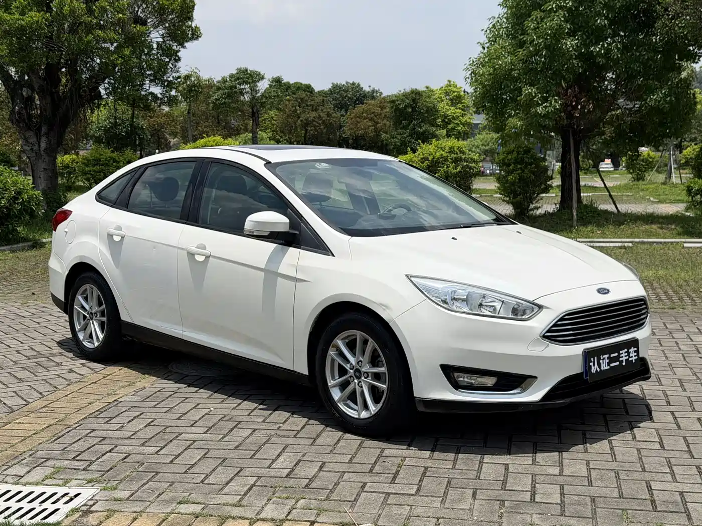 Фото 3 - Ford Focus