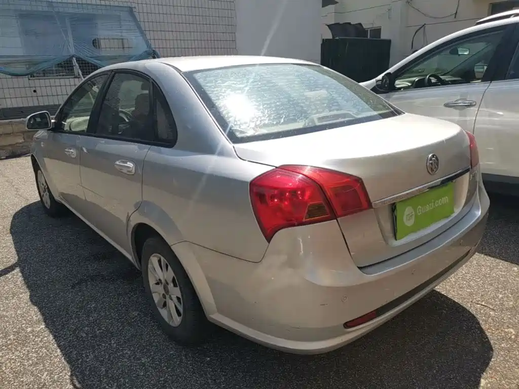 Buick Excelle 2013 1.5L Manual Classic Edition фото 5