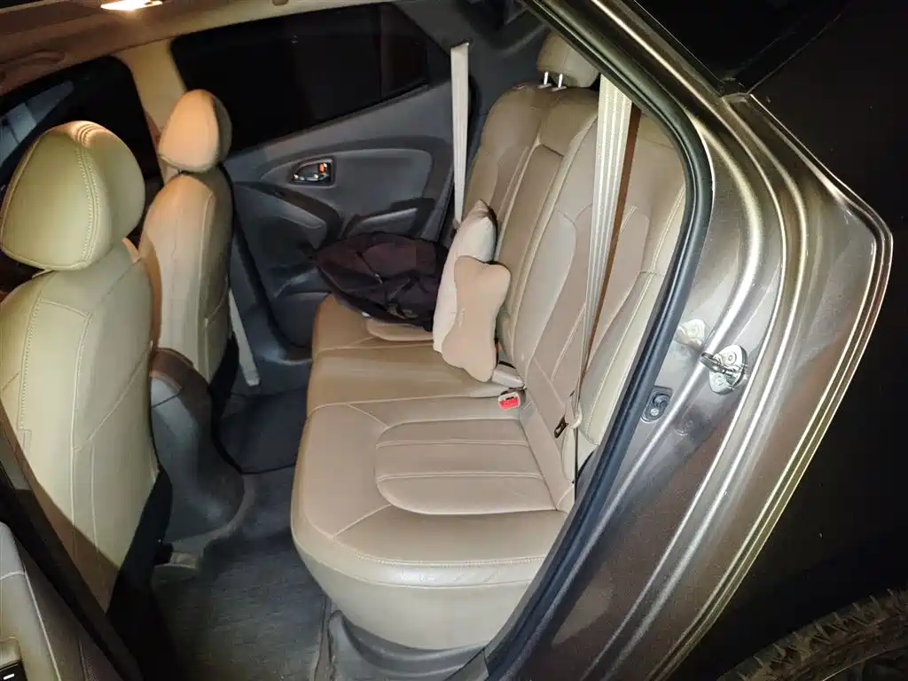 Hyundai Beijing Hyundai ix35 2013 2.0L Auto 2WD Smart GLS China IV фото 15