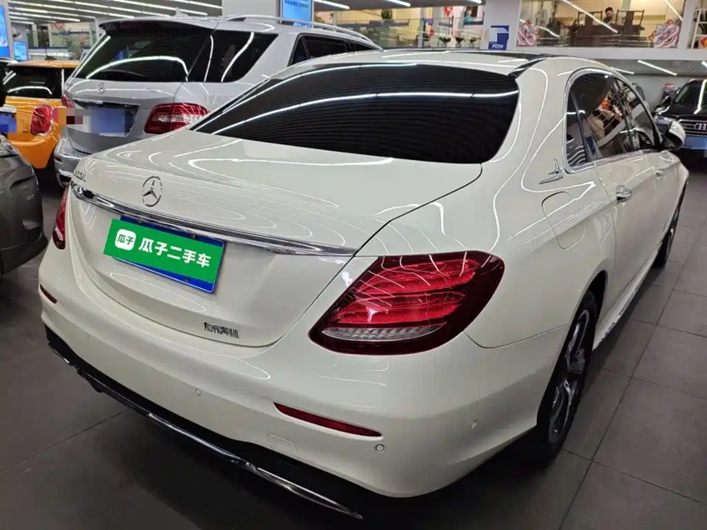 Mercedes-Benz E-Class 2018 E 300 L Sport Fashion фото 7