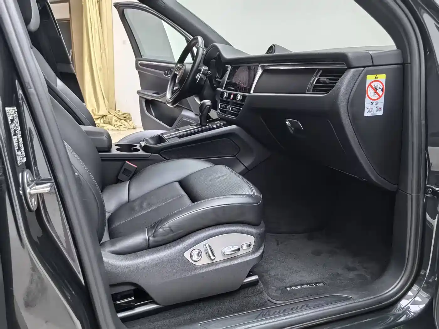 Porsche Macan 2023 Macan 2.0T фото 7