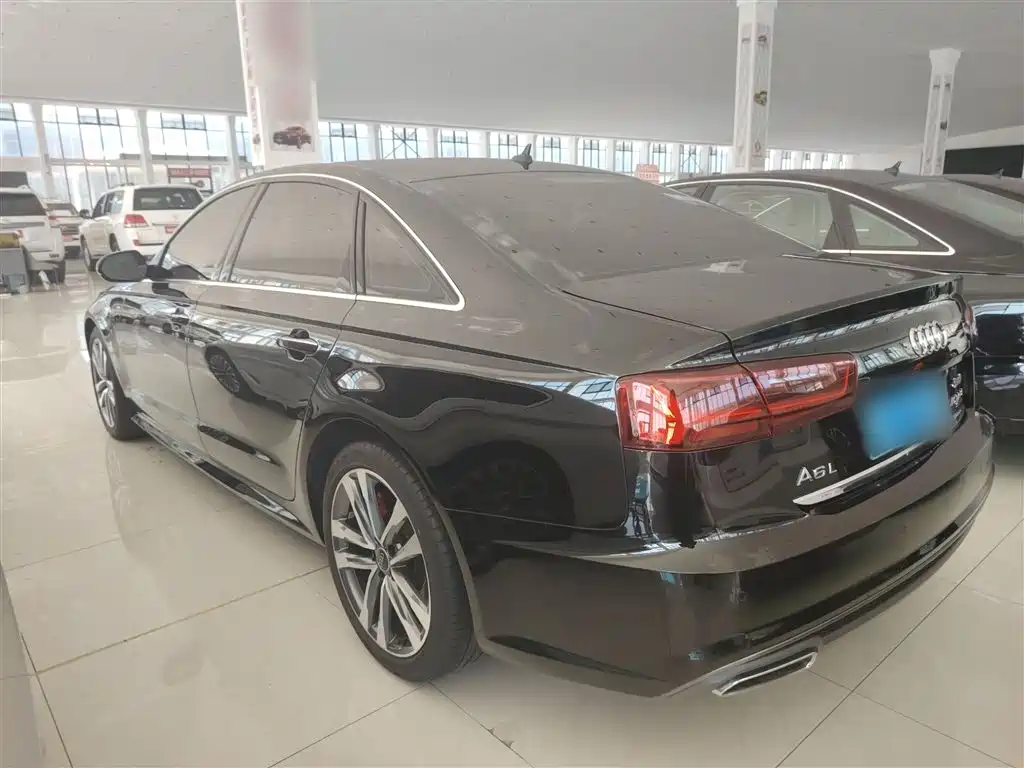 Audi A6L 2018 30th Anniversary 45 TFSI quattro Sport фото 7