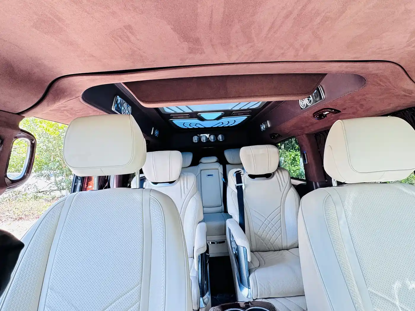 Mercedes-Benz Vito 2023 2.0T Elite 7-Seater фото 16
