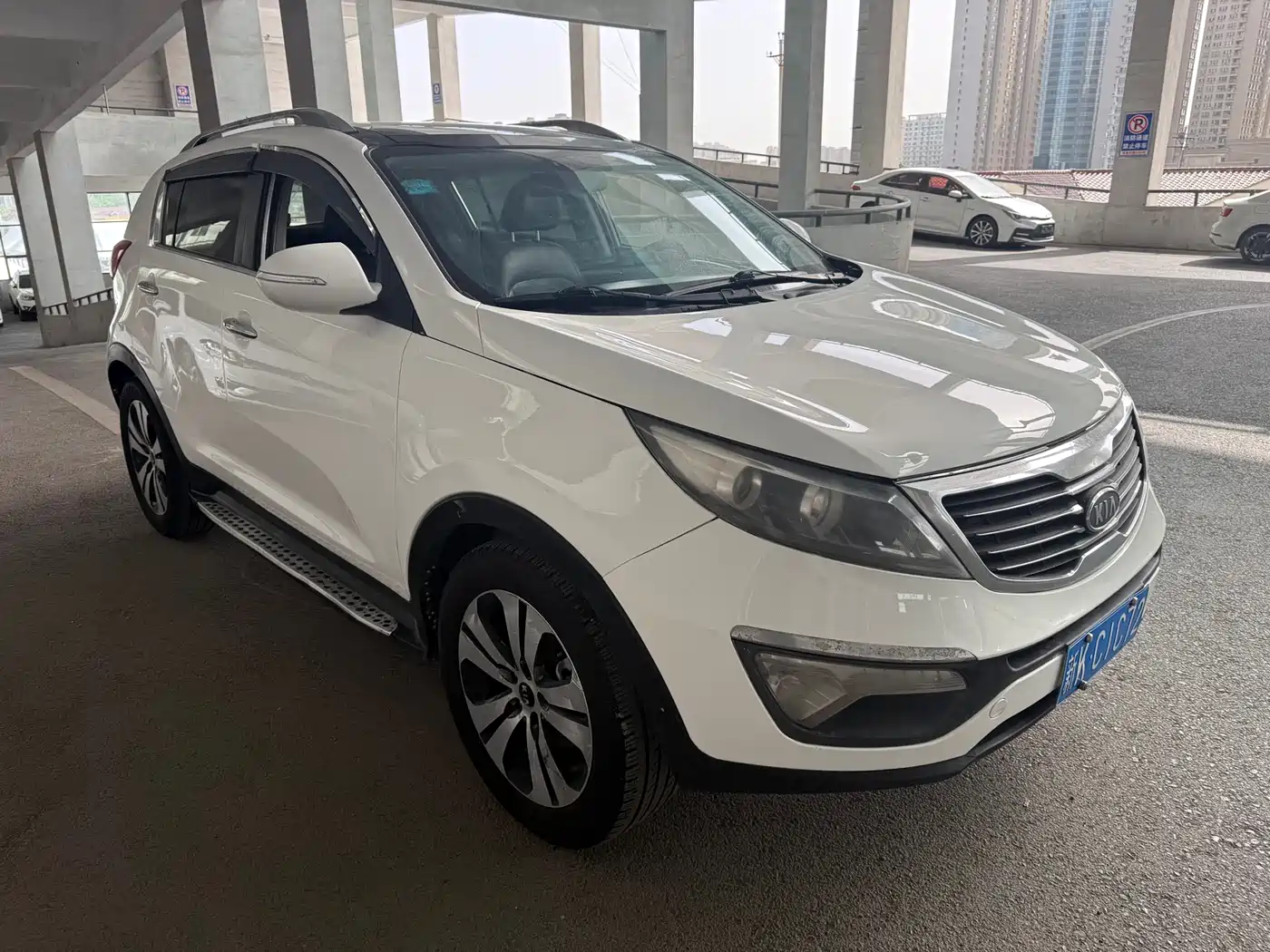 Kia Sportage 2012 2.0L Automatic 2WD GL фото 3