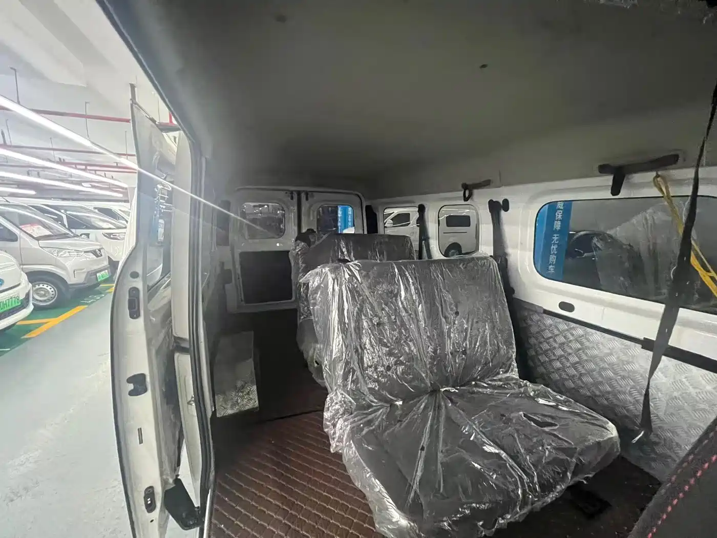 Lingshi Auto Ling Shi Golden Warehouse 2025 2024 Model Year Luxury Edition First Class