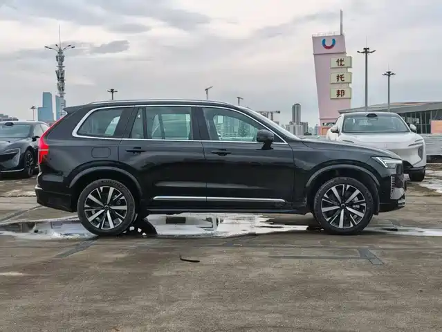 Volvo XC90 Plug-in Hybrid 2025 Facelift T8 Smart Premium Luxury 7-seater — фото 5