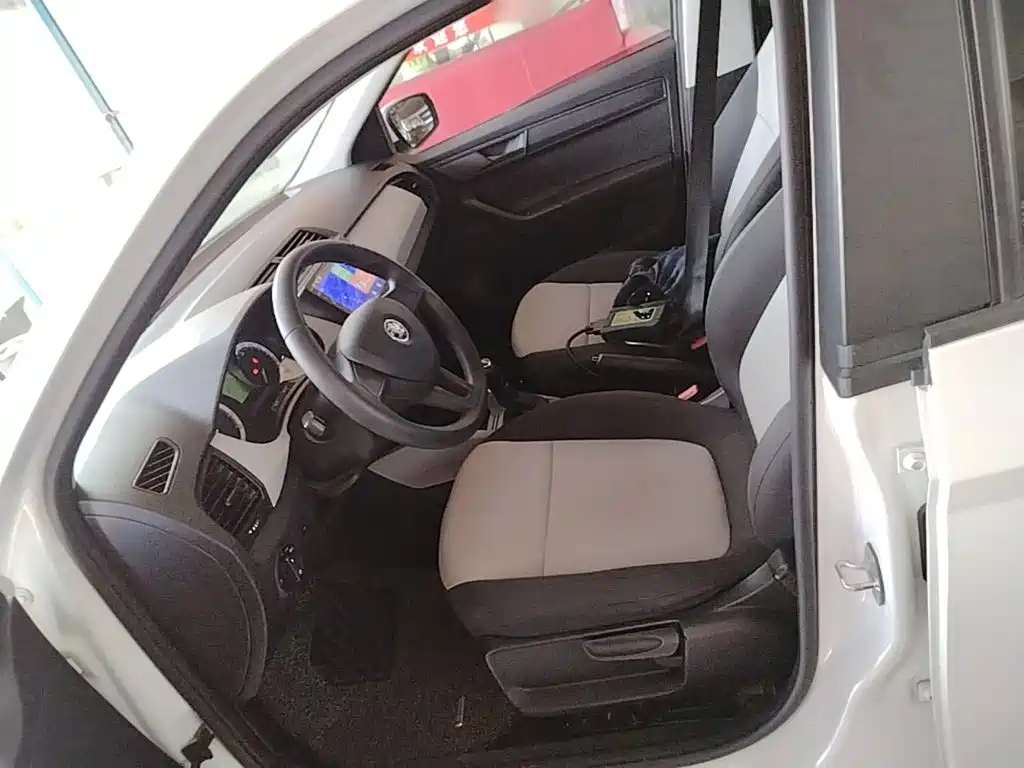 Škoda Fabia 2017 2017 1.4L Auto Car Enjoy Edition