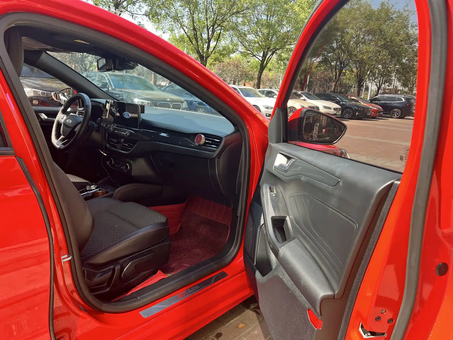 Фото 9 - Ford Focus