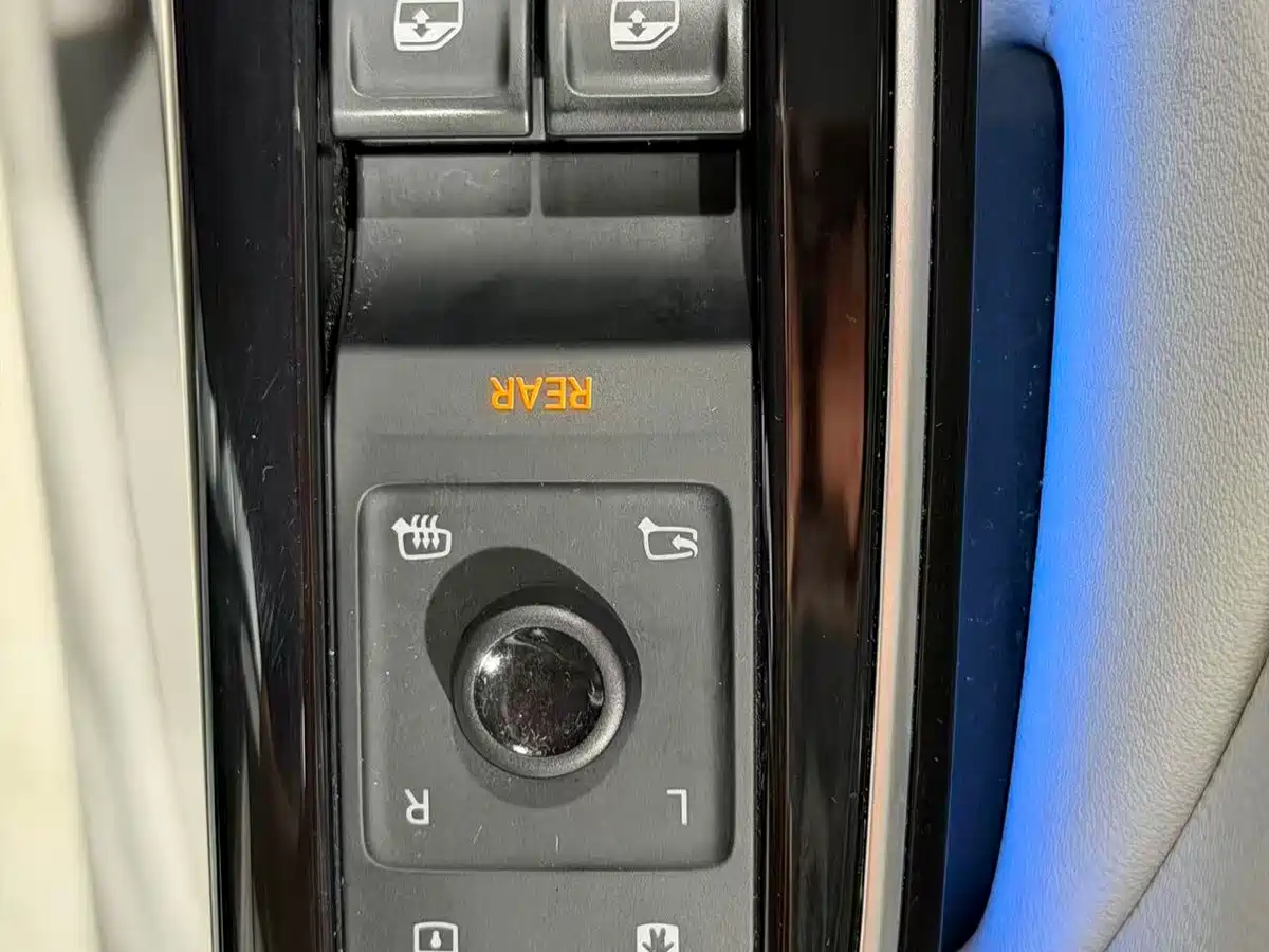 2022 Volkswagen ID.6 X