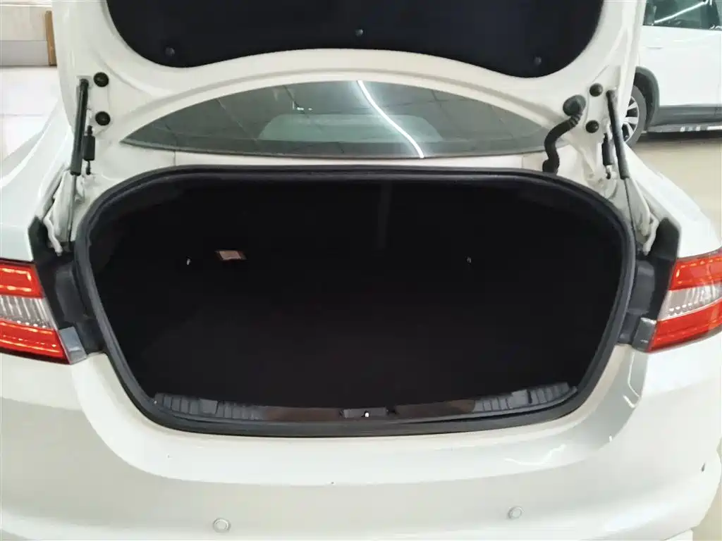Jaguar XF 2014 2014 XF 3.0 SC Elegance Edition