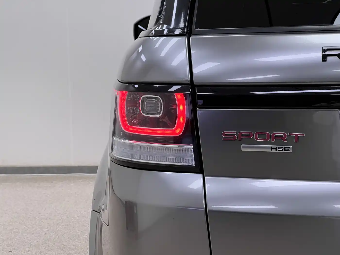 Land Rover Range Rover Sport 2014 3.0 SC V6 HSE фото 35