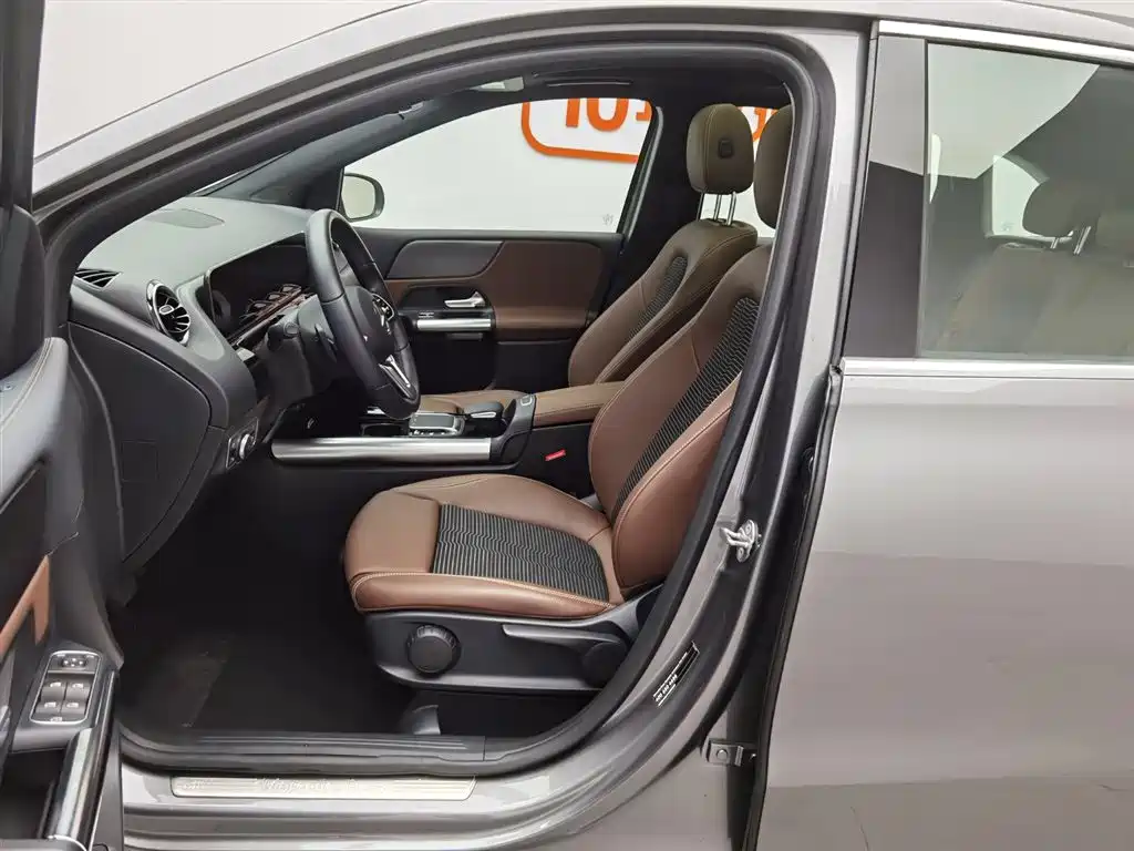 Mercedes-Benz B-Class 2020 B 200 Sport Edition фото 10