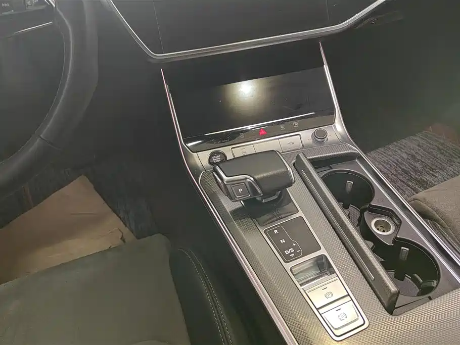 Audi A6L 2023 45 TFSI Premium Selection Dynamic фото 16