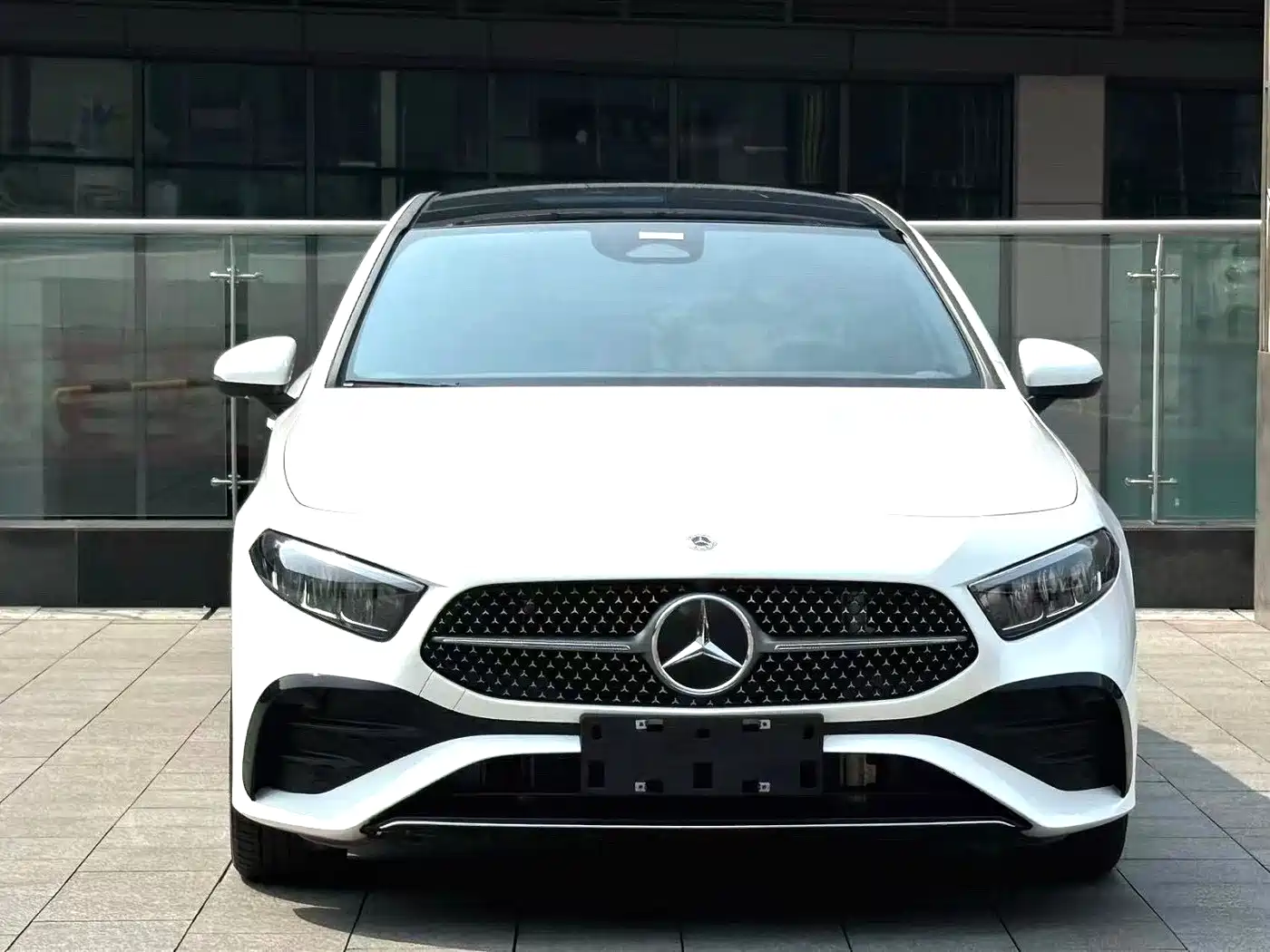 Mercedes-Benz A-Class 2023 A 200 L Fashion фото 2