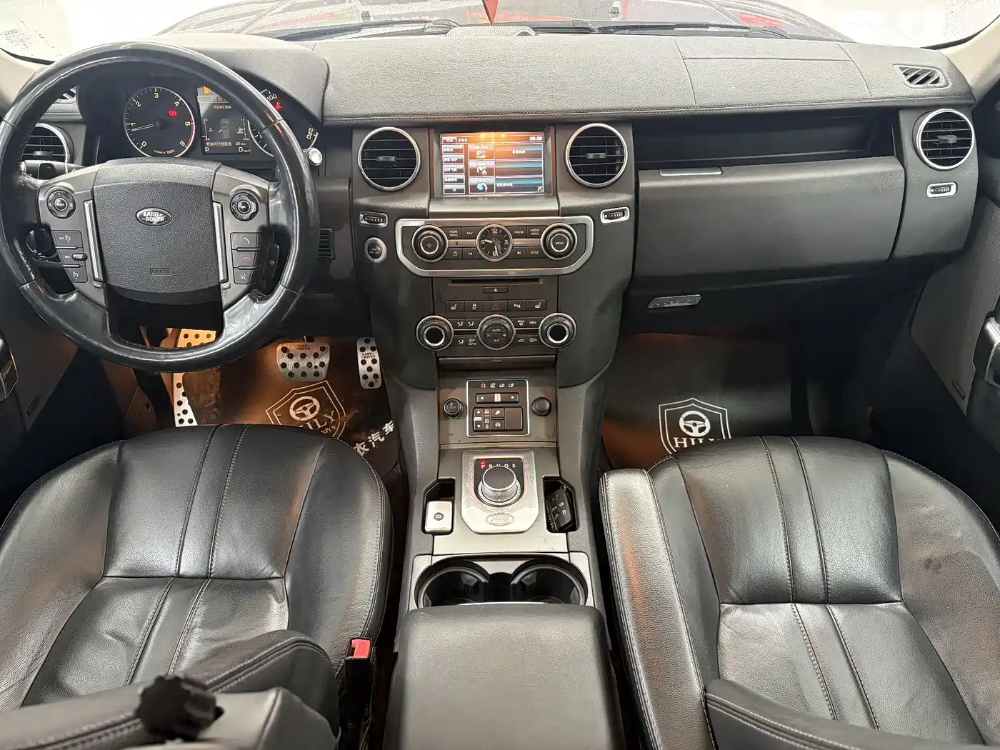 Land Rover Discovery 2015 3.0 SDV6 HSE Diesel фото 10