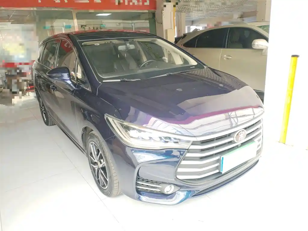 BYD Song MAX 2017 1.5T Auto Smart Luxury 7-Seater фото 4