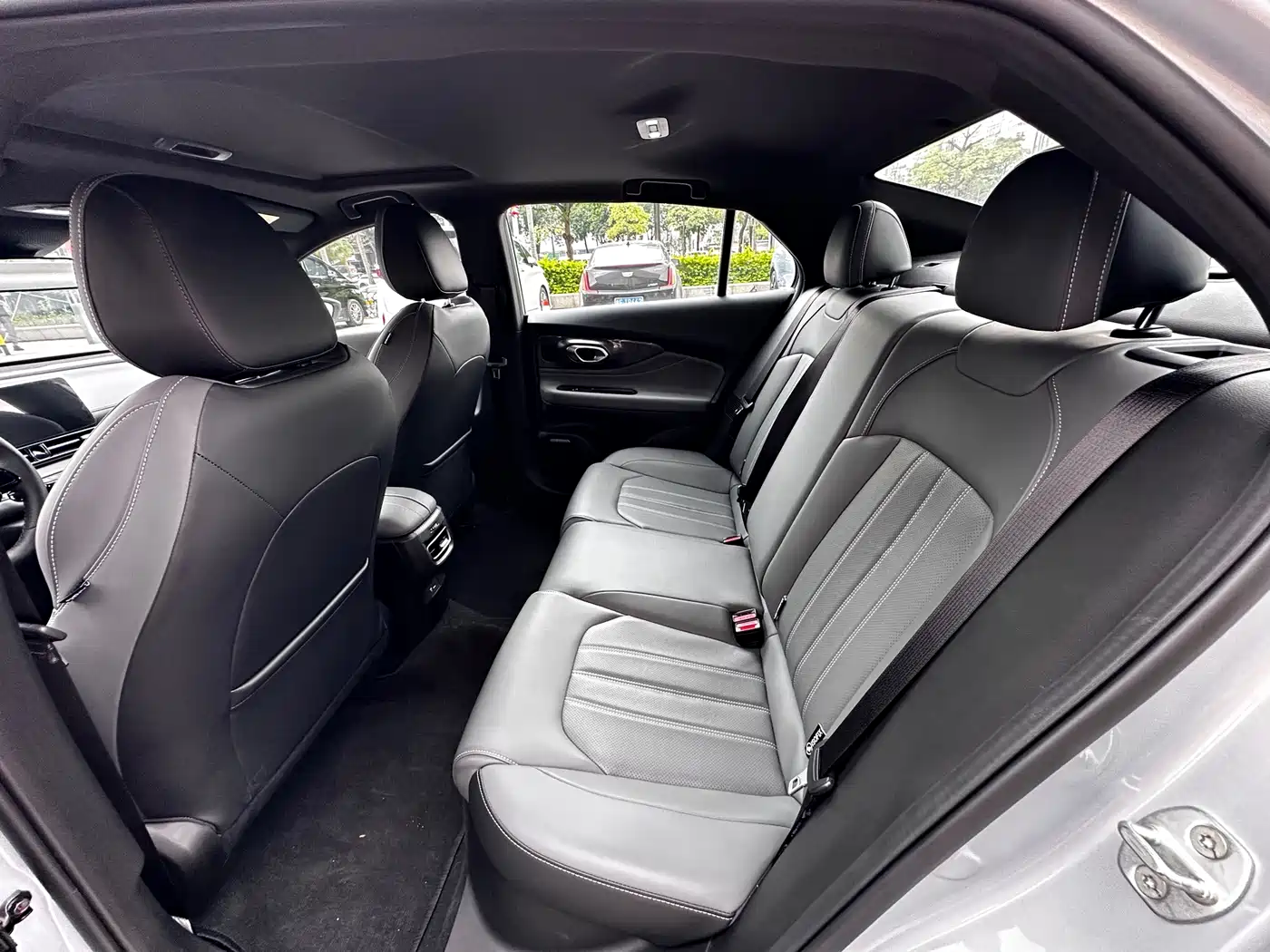 GAC Trumpchi Trumpchi Emkoo 2024 Model 270T DCT Shadow Leopard R-Style Edition фото 14