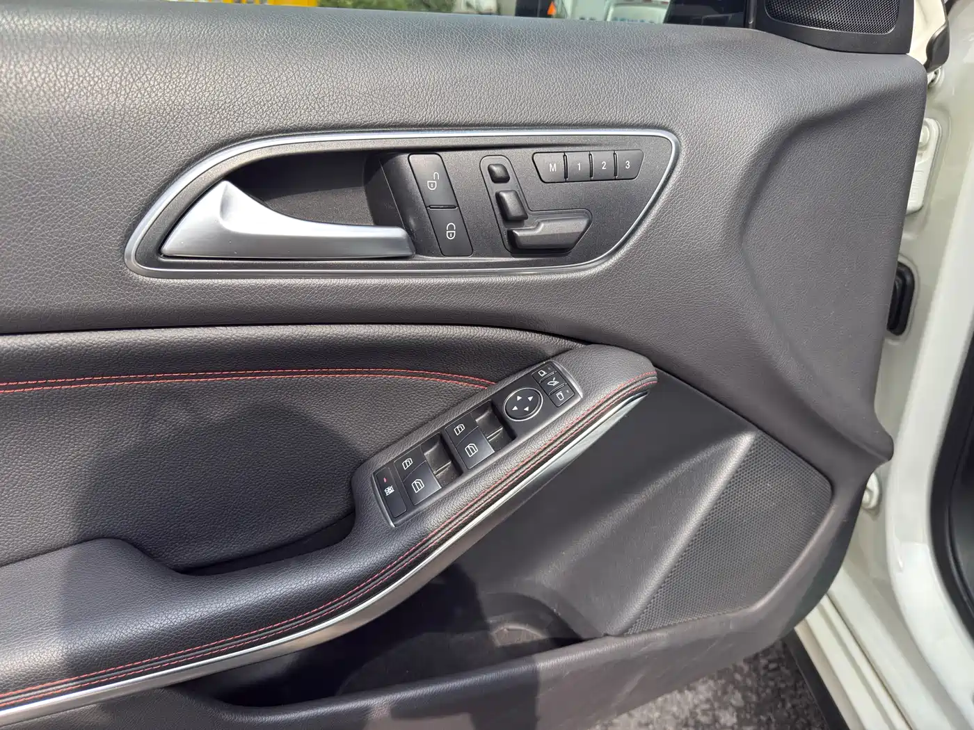Mercedes-Benz A-Class AMG (Import) 2014 AMG A 45 4MATIC фото 17
