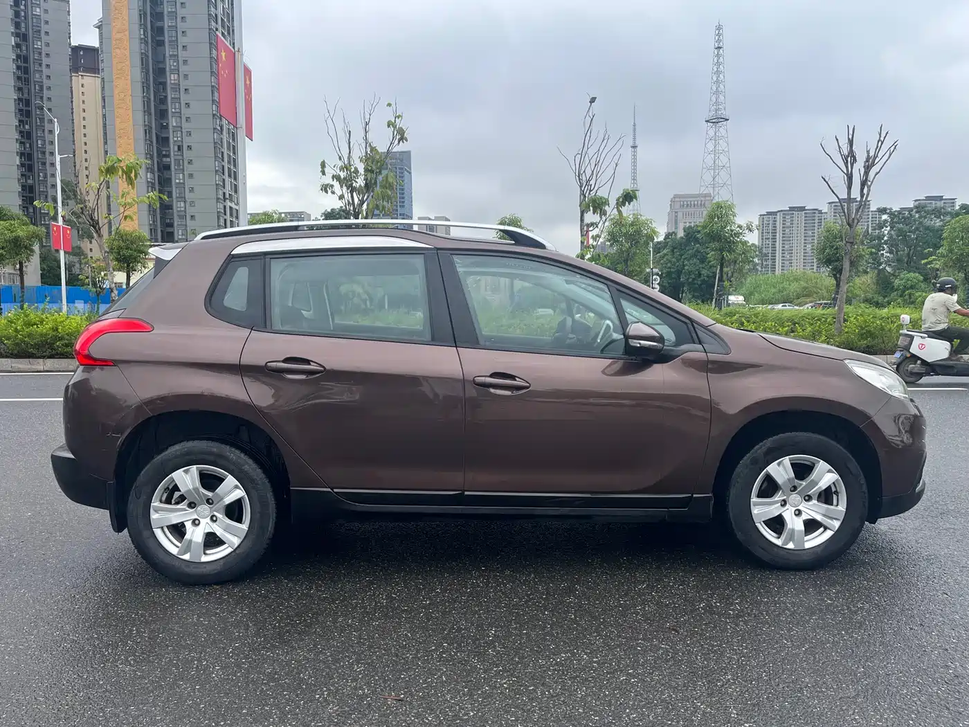 Peugeot 2008 2014 2014 1.6L Automatic Excellence Edition