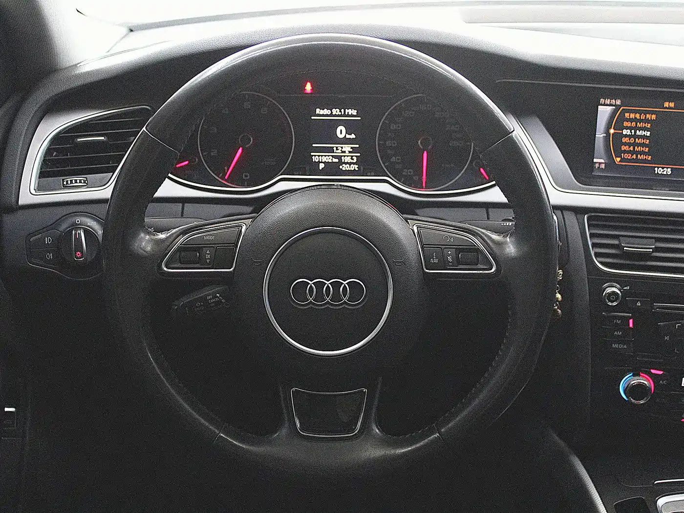 Audi A4L 2015 45 TFSI quattro Individual Sport фото 7