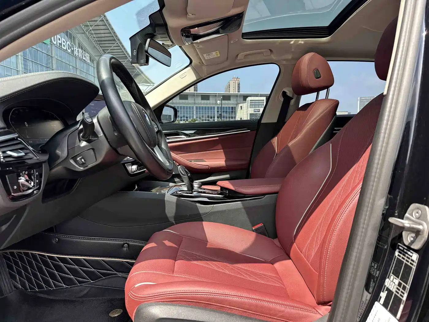 BMW 5 Series 2022 525Li Luxury Package фото 8