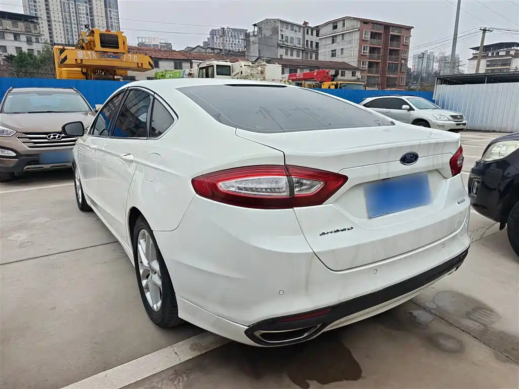 FORD MONDEO