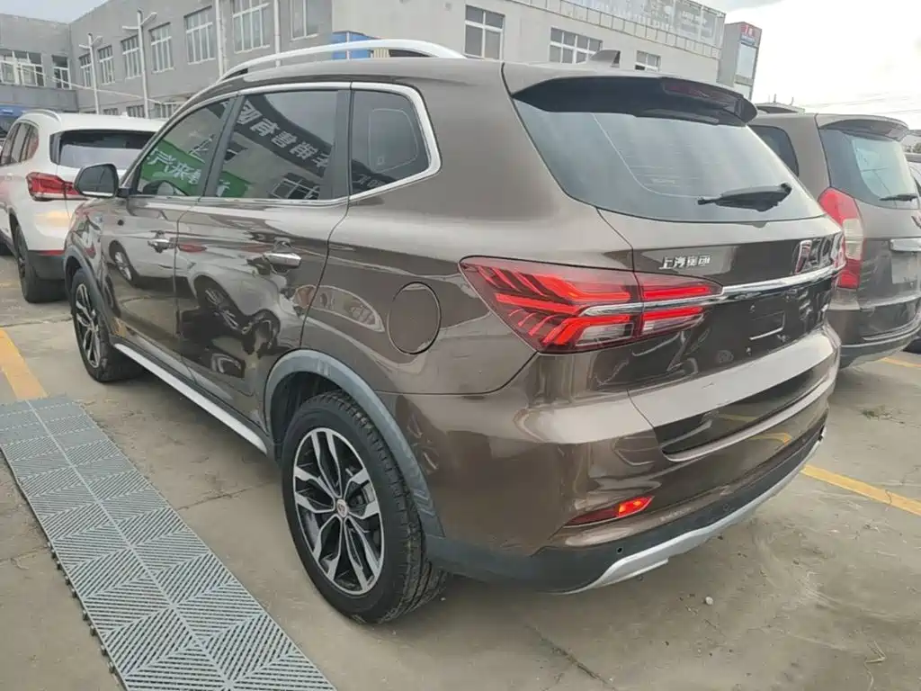 Roewe RX5 2016 2016 20T 2WD Automatic Internet Smart Edition