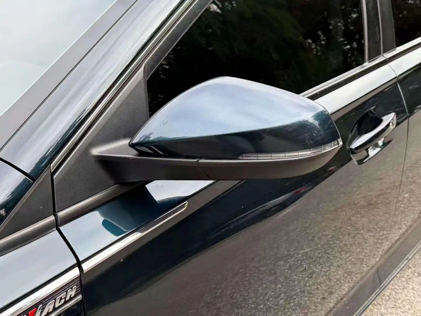 DONGFENG YI HYUN MAX