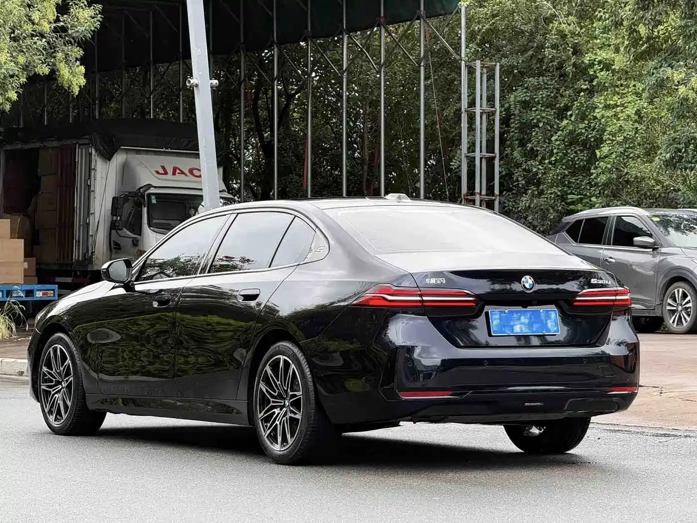 Photo 6 - BMW 5 Series