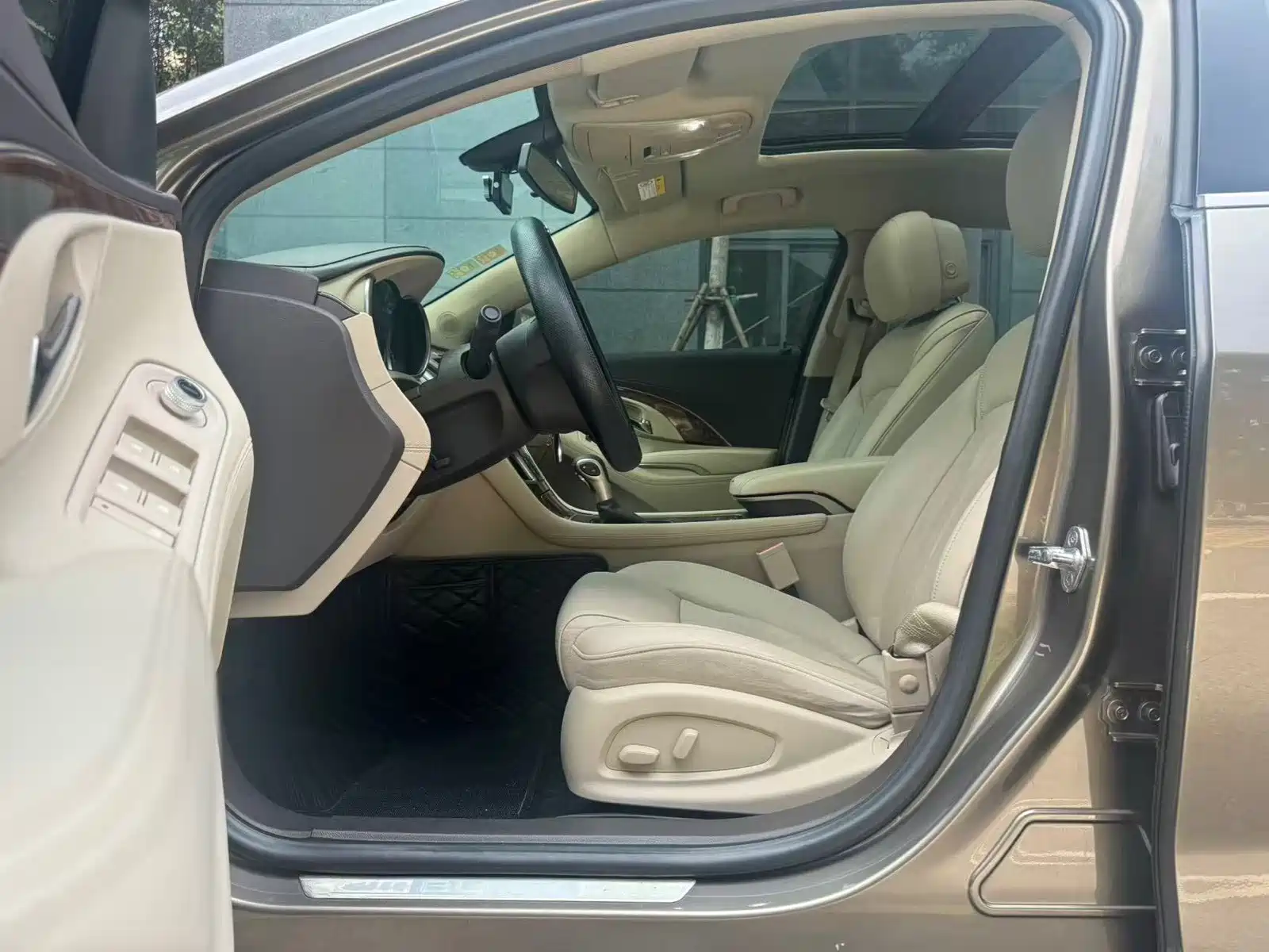 Фото 11 - Buick LaCrosse