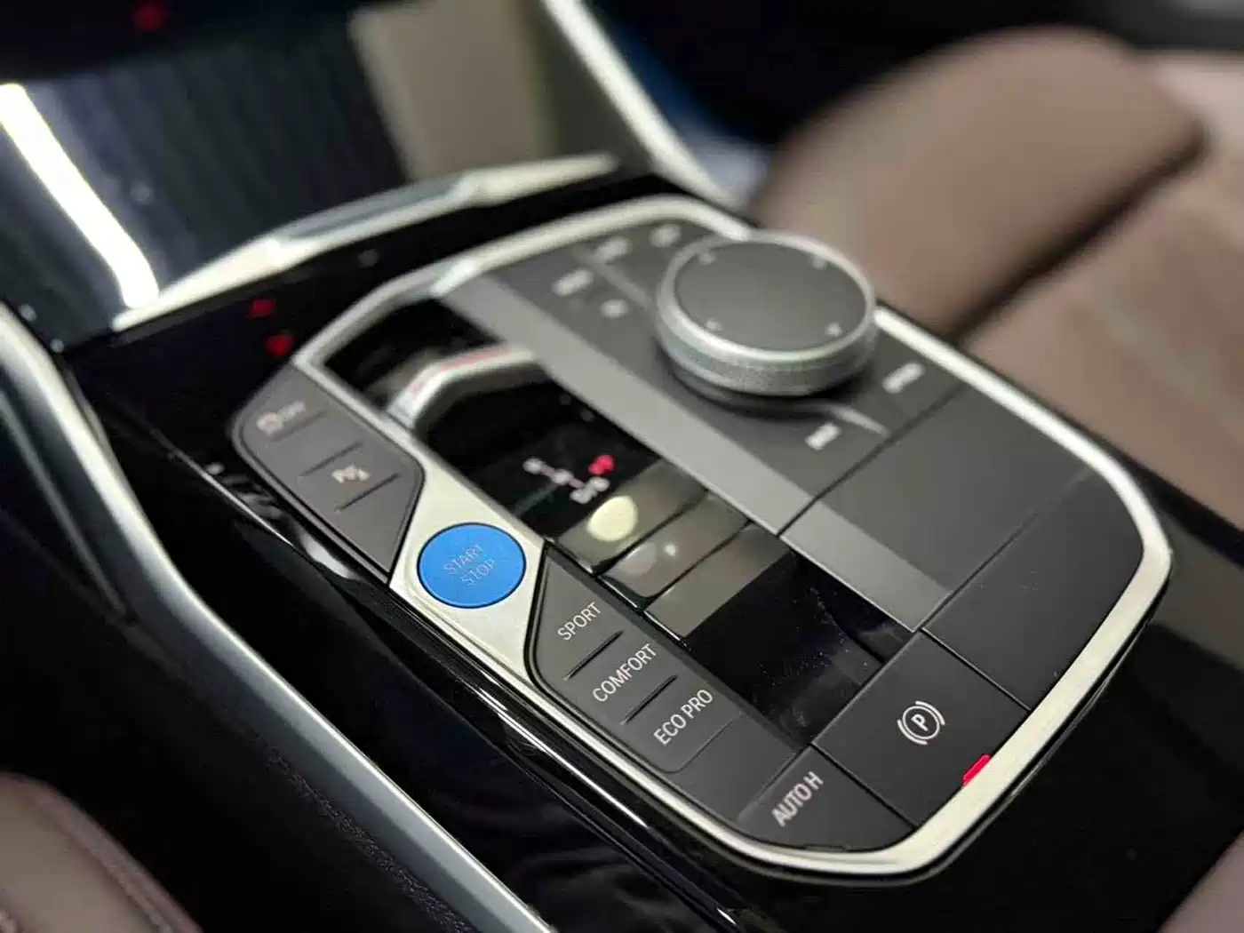 BMW i3 2024 eDrive 35 L фото 16