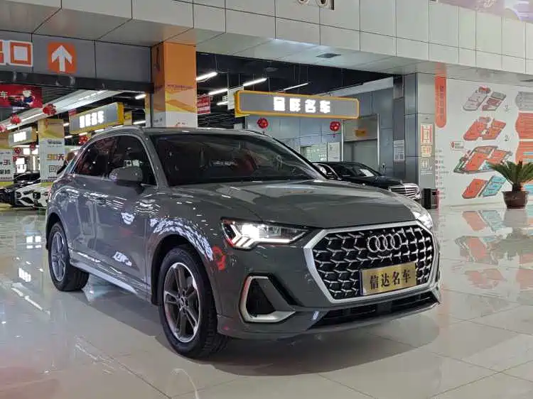 Audi Q3 2024 35 TFSI Progressive Sport фото 3
