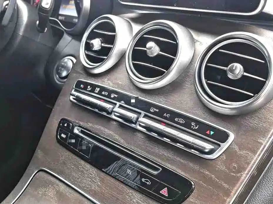 Mercedes-Benz GLC 2016 GLC 300 4MATIC Dynamic фото 3