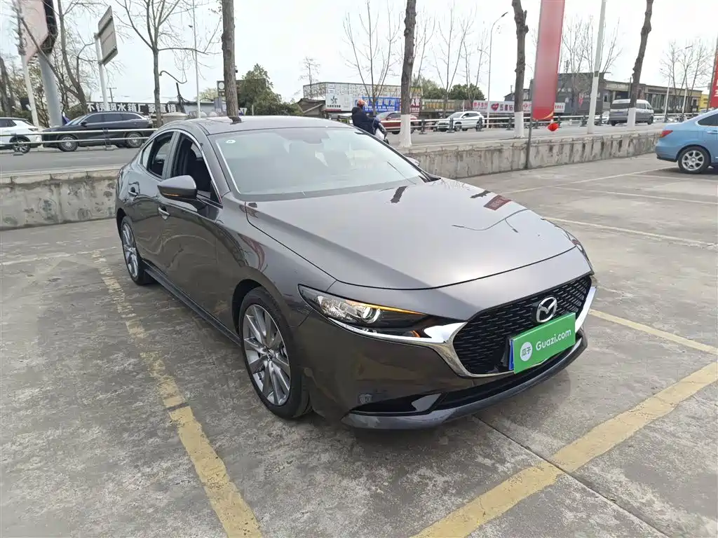 MAZDA 3 ANGKESAILA