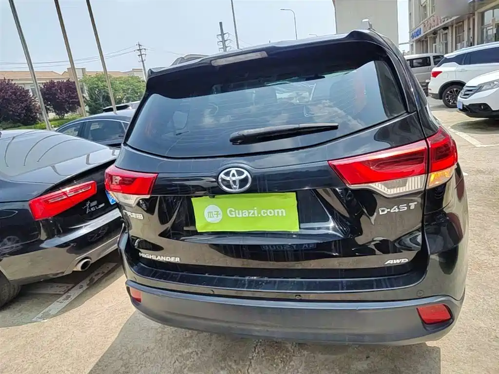 Toyota Highlander 2018 2.0T 4WD Elite 7-seater China VI фото 6