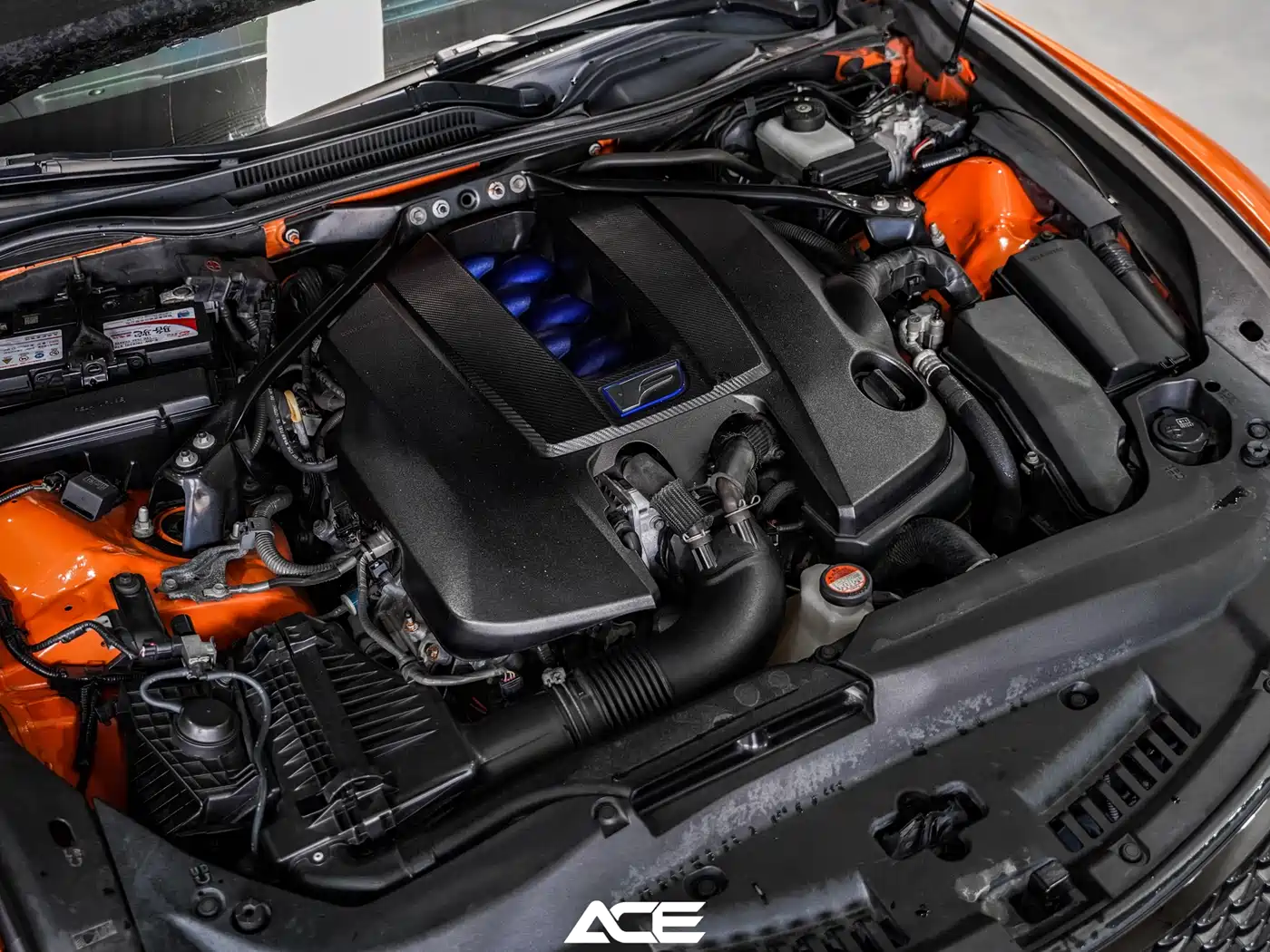 Lexus RC F 2016 F 5.0L Carbon Fiber Edition фото 13